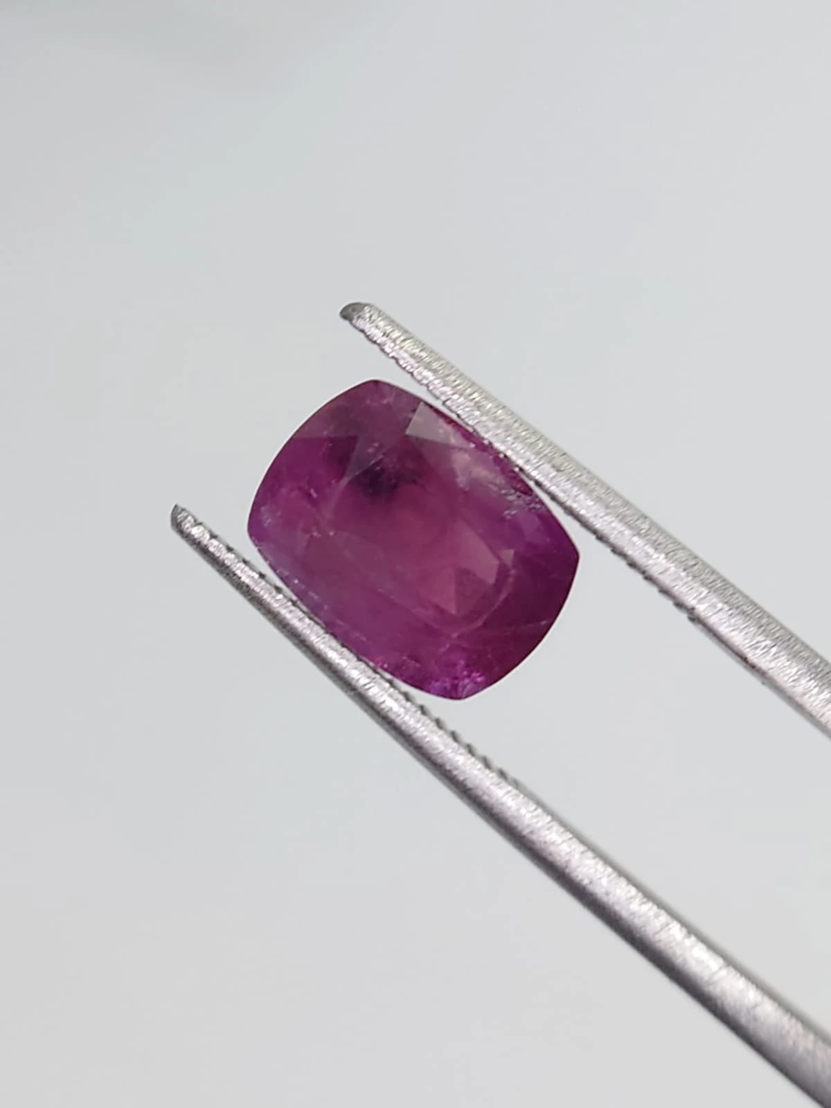 2.89ct  Natural Purplish Pink Ruby Loose gemstone from Pakistan — view 2